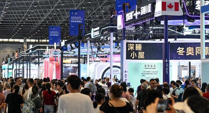 ¿Cómo resulta ser el supergran mercado de China una ventaja para su desarrollo?