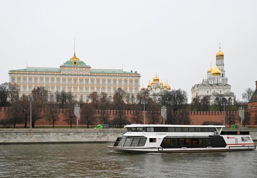 Putin está dispuesto a reunirse con Zelensky para formalizar acuerdos concretos, dice Kremlin