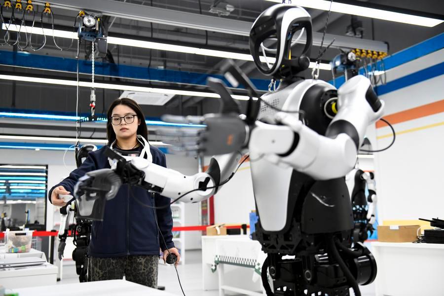 Nuevas profesiones abren más oportunidades en mercado laboral chino