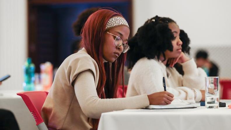 Se realiza diálogo juvenil China-Sudáfrica en Pretoria para fortalecer cooperación