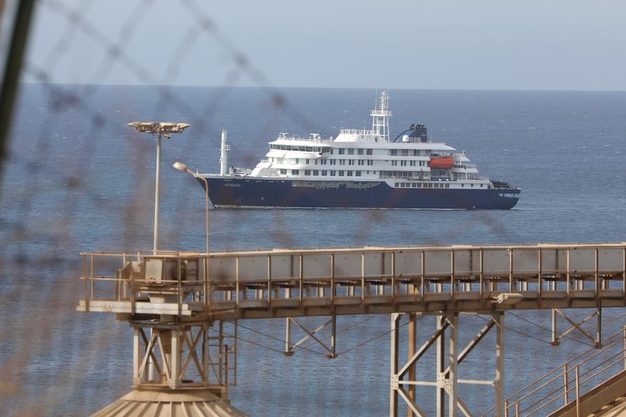 España evacúa crucero afectado por hantavirus frente a costas de Tenerife