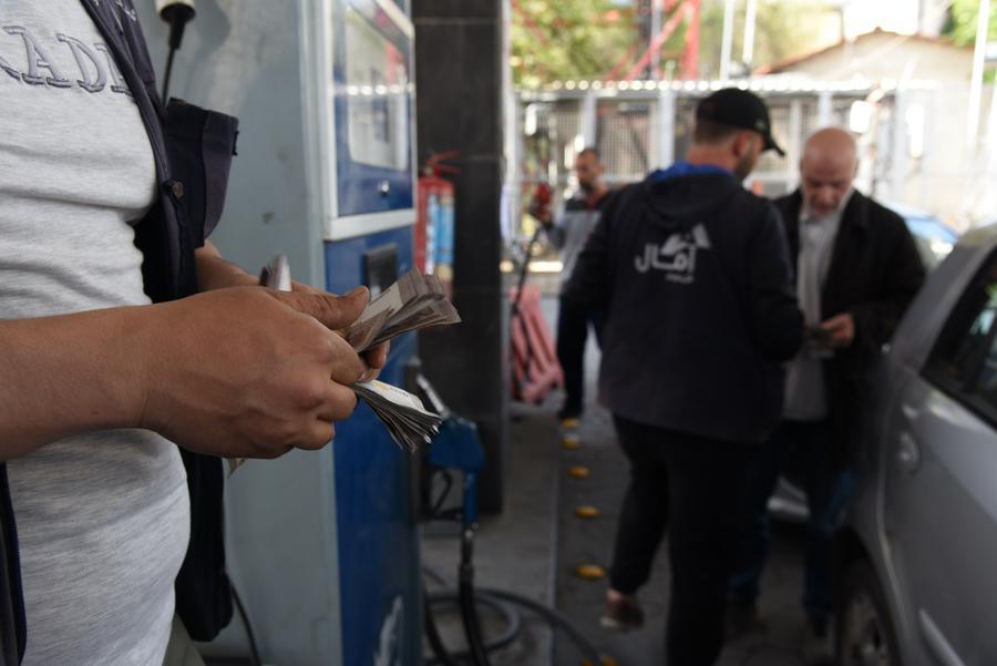 Interrupciones del suministro en Ormuz reducen reservas mundiales de petróleo "a un ritmo récord", según AIE