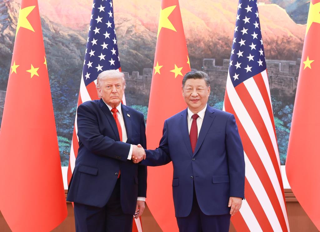 Xi mantiene conversaciones con Trump en Beijing