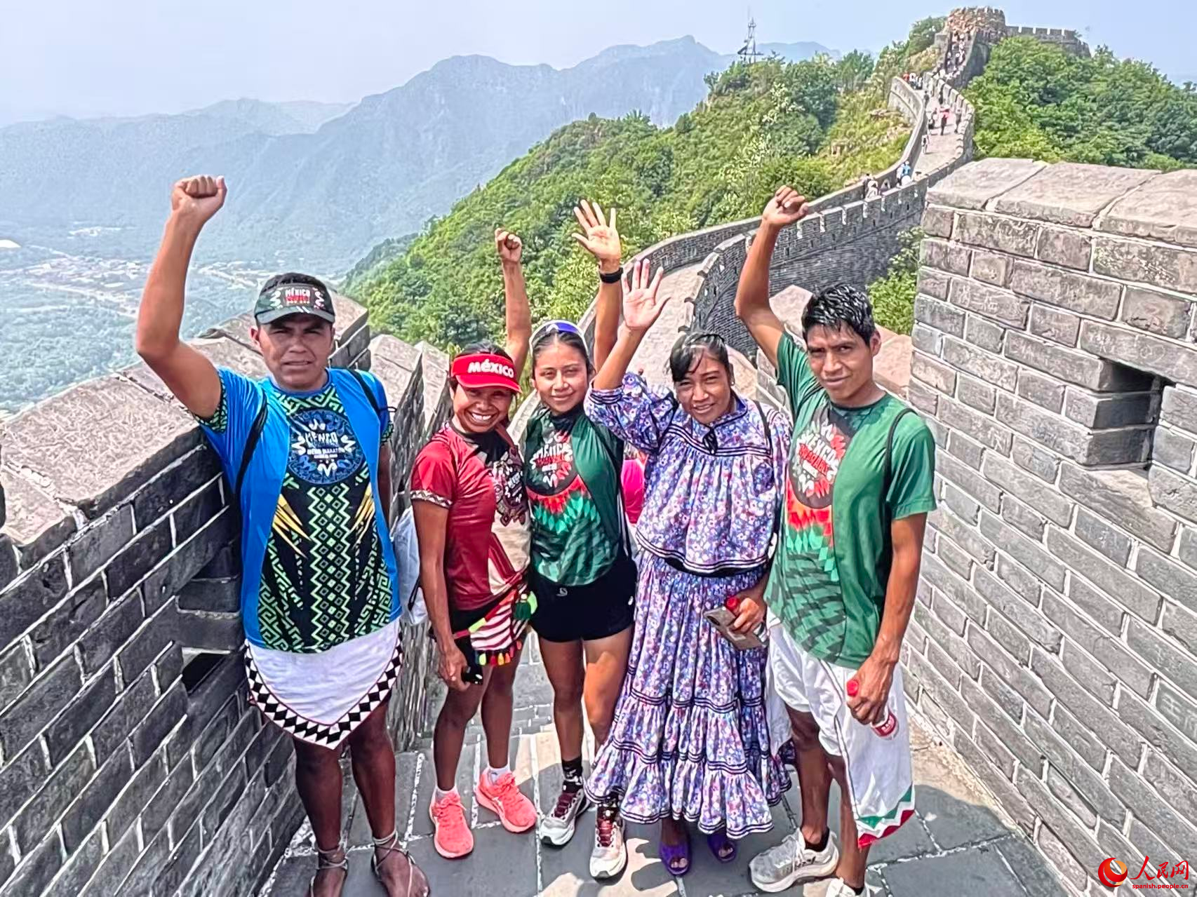 “México Imparable” debutará este sábado en el Maratón de la Gran Muralla China 2026. (Foto: cortesía)