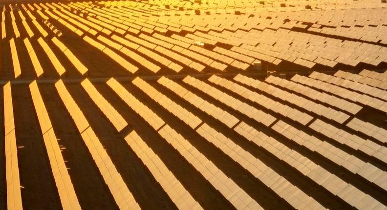 Investigadores utilizan modelo de IA para crear inventario de energía eólica y solar de China