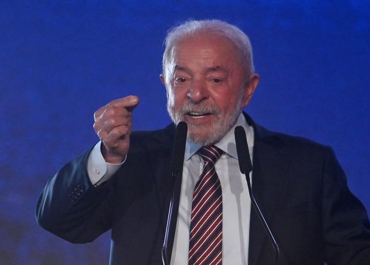 Lula alerta sobre uso de inteligencia artificial para difundir mentiras en elecciones brasileñas