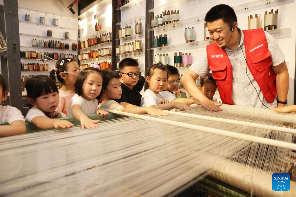China celebra diversas actividades para conmemorar Día del Patrimonio Cultural y Natural