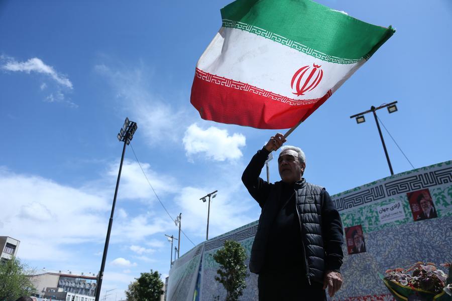Irán y EE. UU. acuerdan tregua en todos los frentes y levantamiento de bloqueo naval, según vicecanciller iraní
