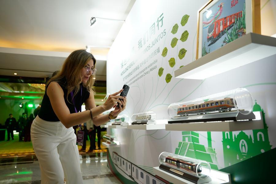 Celebran en capital mexicana diálogo China-México por un "futuro verde" y aprendizaje mutuo