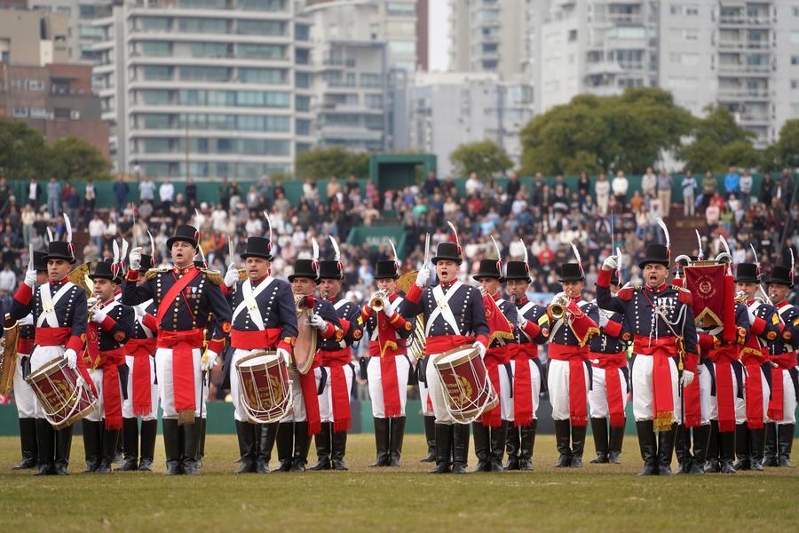 Argentina celebra el Día de la Independencia con un Gran Festival de Bandas Militares en Buenos Aires