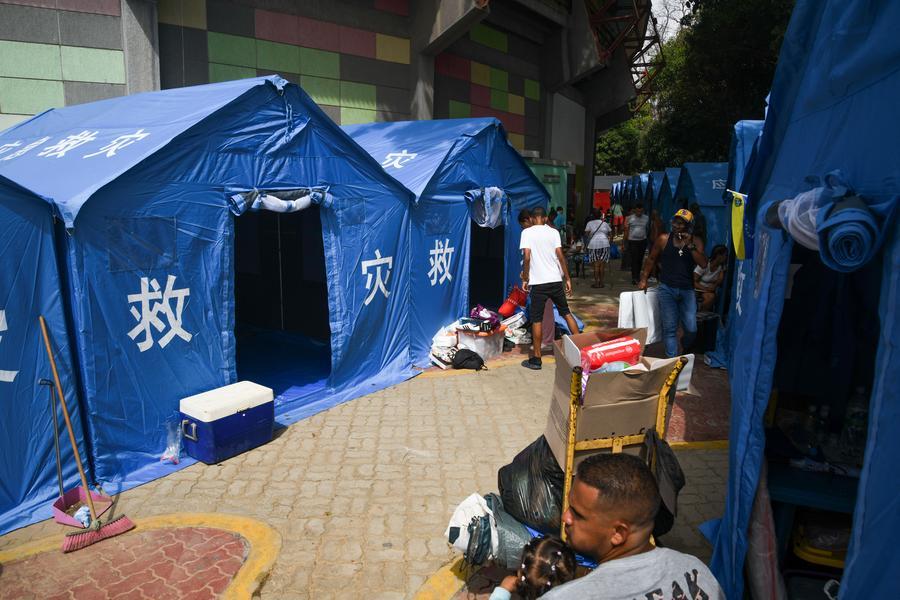 Especial: Afectados por sismos en Venezuela agradecen ayuda humanitaria de China