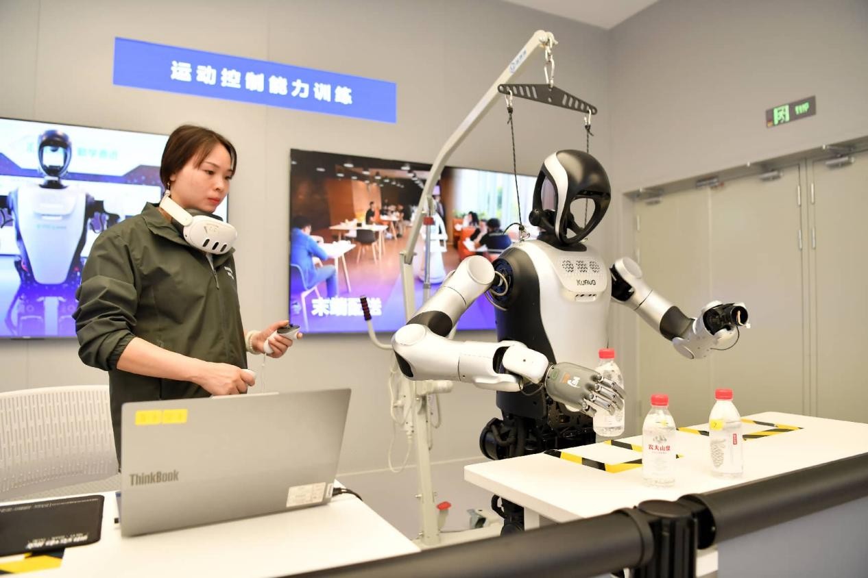 China acelerará la construcción de redes e infraestructuras de próxima generación para apoyar la revolución de la IA