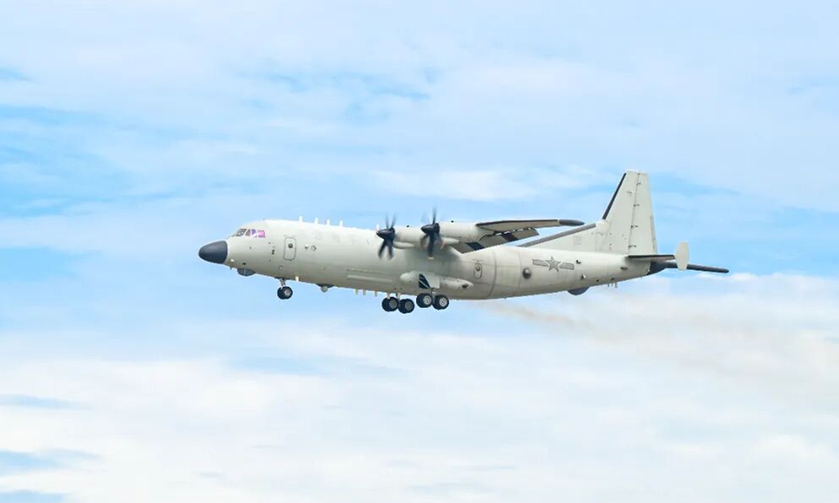 El avión antisubmarino Y-9 debuta con mejoras en un ejercicio en el Mar Meridional de China tras su exhibición en el desfile militar de 2025