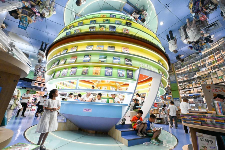 Feria Nacional del Libro de China registra 173 millones de dólares en transacciones