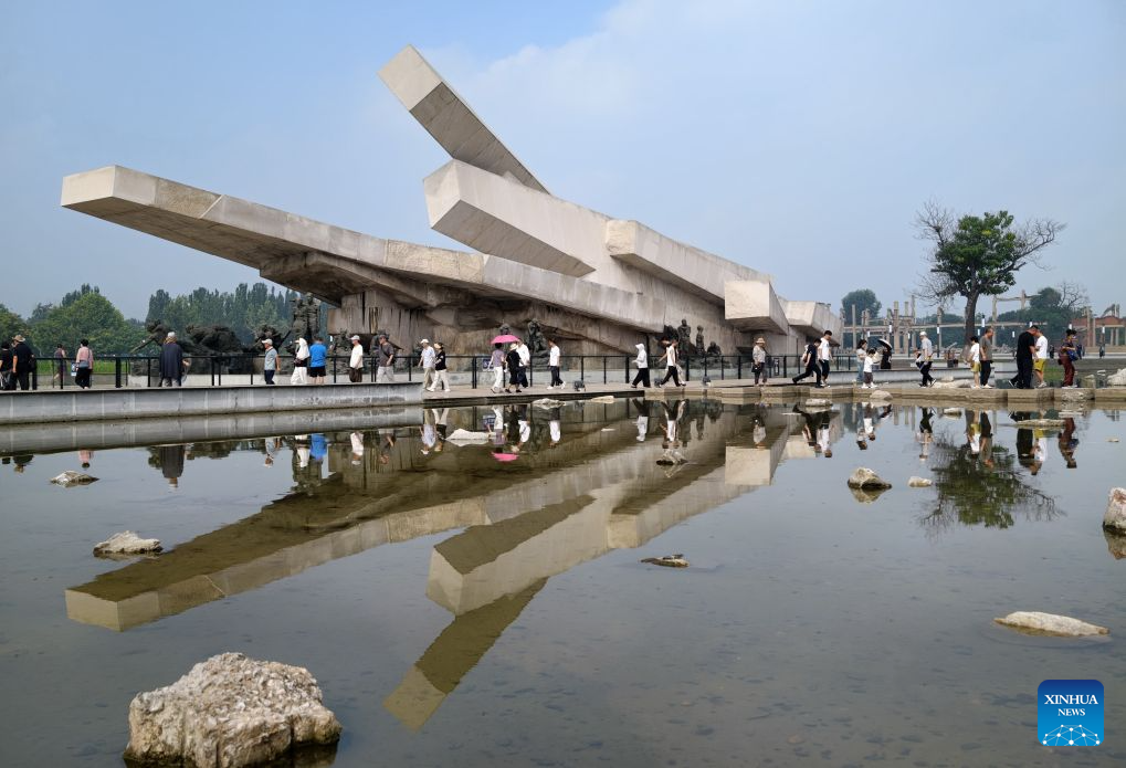 Se conmemora el 50º aniversario del terremoto de Tangshan en China