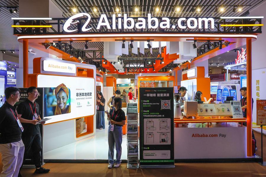 Alibaba presenta su último modelo de IA con capacidades mejoradas de codificación y razonamiento