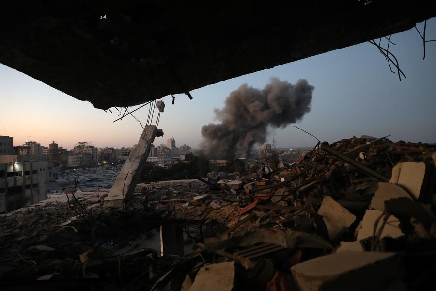 Netanyahu y "Junta de Paz" discuten desarme de Gaza mientras continúan ataques israelíes