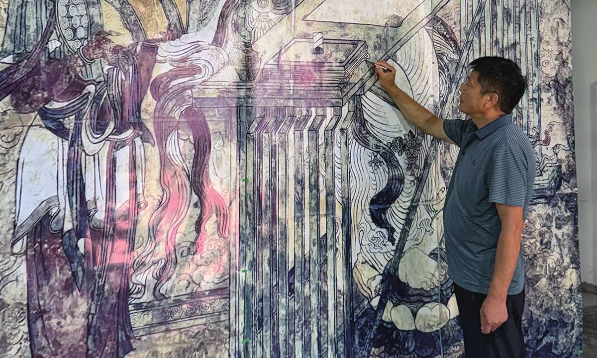 Los antiguos murales y grabados rupestres de China, amenazados por el calor del verano