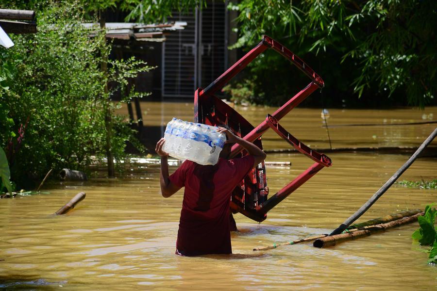 Sube a 94 cifra de muertes por inundación en Assam, India