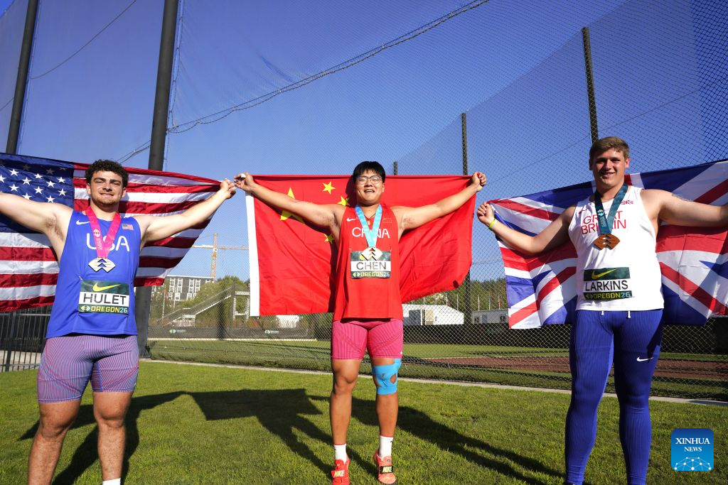 Chen Jiawei de China gana oro en lanzamiento de martillo masculino en el Campeonato Mundial de Atletismo Sub-20
