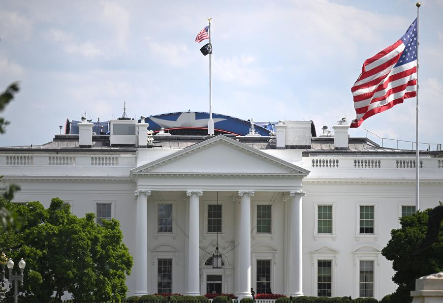 Trump amenaza con una "guerra económica más devastadora" y acusa a Irán de no llegar a un acuerdo
