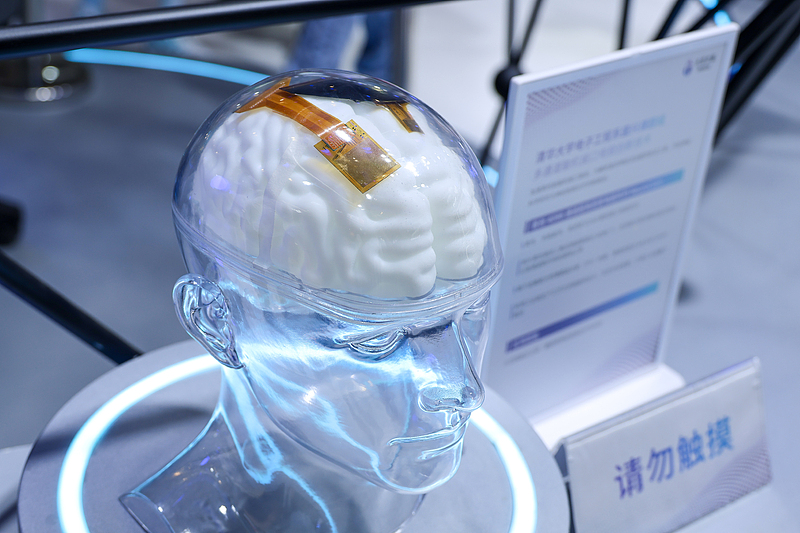 Científicos chinos desarrollan nuevo revestimiento multifuncional de electrodos BCI