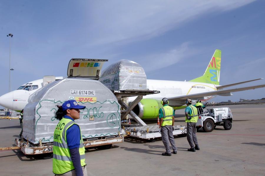 Realizan simulacro de operación en terminales provisionales del principal aeropuerto de Venezuela tras sismos