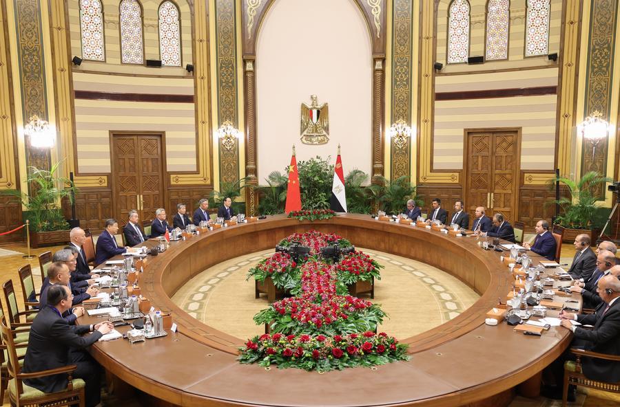 El presidente chino, Xi Jinping, sostiene conversaciones con el presidente egipcio, Abdel Fattah El-Sisi, en El Cairo, Egipto, el 2 de septiembre de 2026. (Xinhua/Yao Dawei)