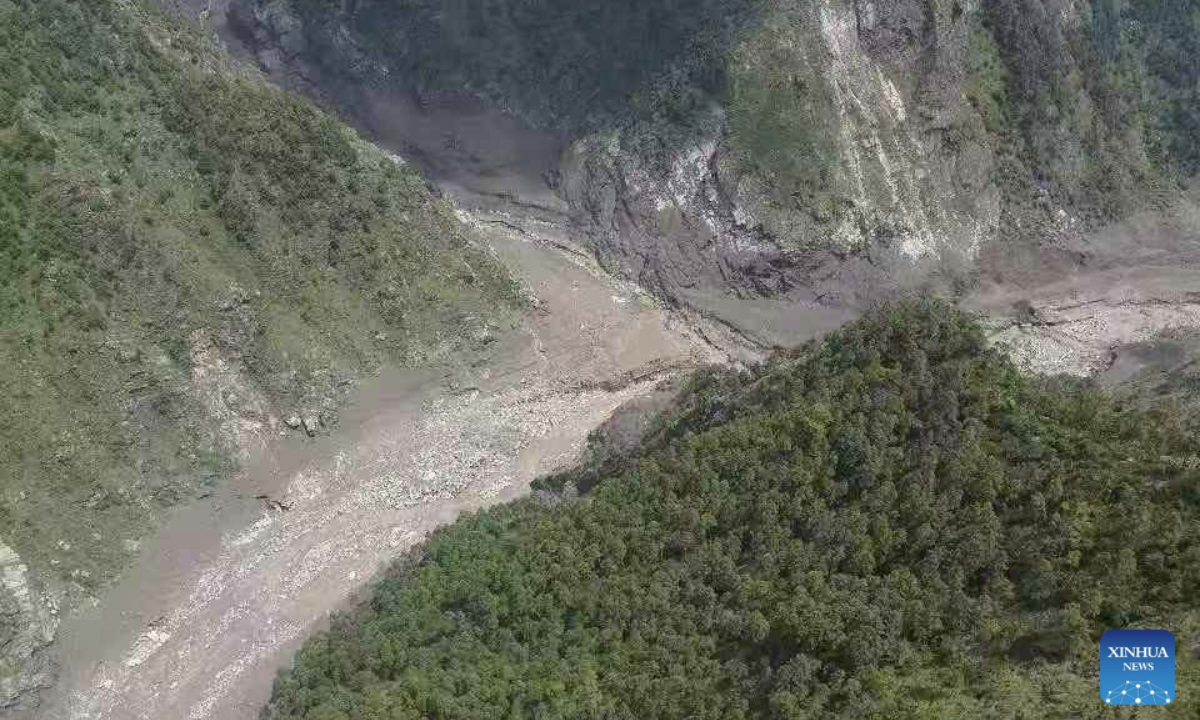 Expertos internacionales afirman que las advertencias tradicionales son insuficientes para prevenir avalanchas de hielo y roca