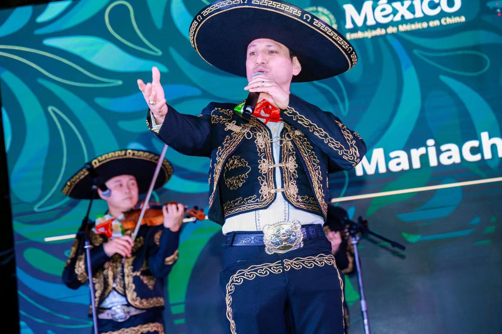 México conmemora en Beijing el 216 aniversario de su independencia
