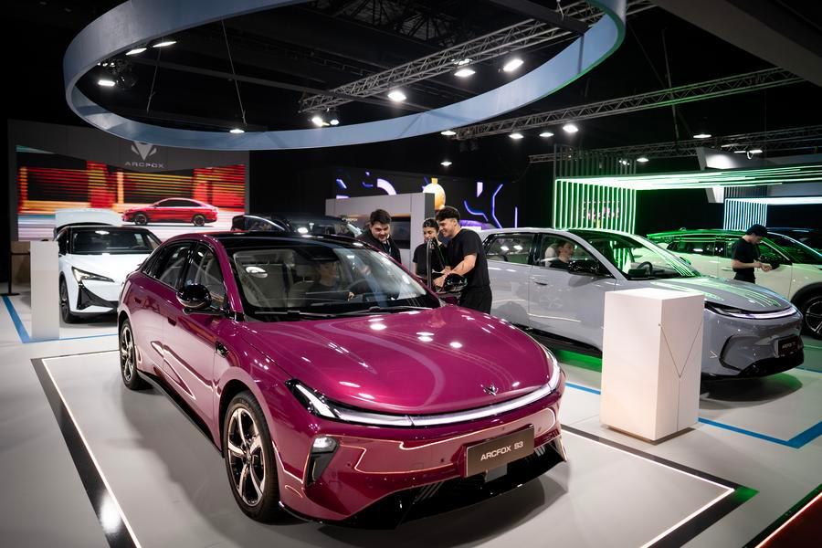 Exposición de autos chinos concluye en Argentina destacando calidad e innovación tecnológica