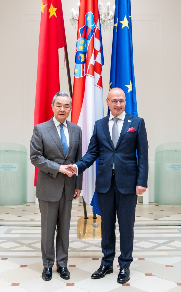 China está dispuesta a profundizar cooperación con Croacia, dice canciller chino