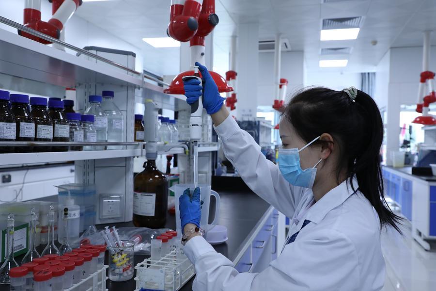 Gasto en I+D de China aumenta 8,2% en 2025