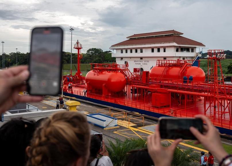 Canal de Panamá registra aumento de tránsitos y tonelaje durante año fiscal 2026