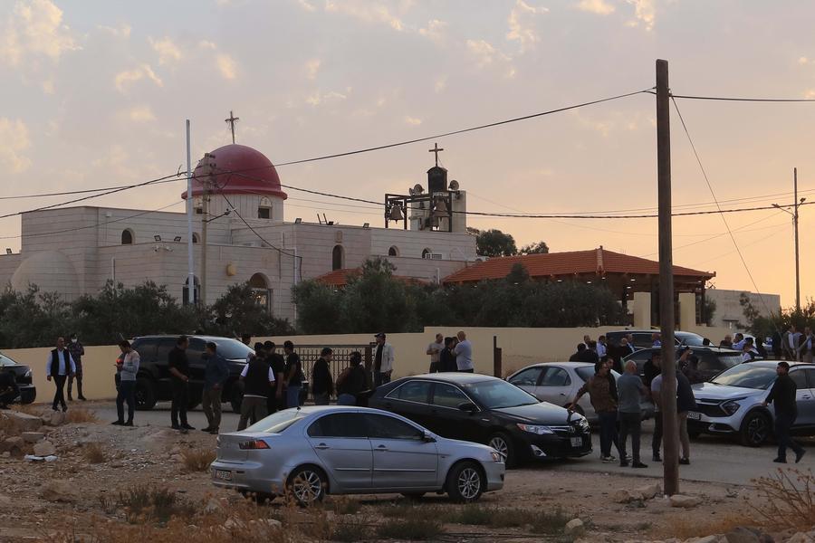 Número de muertos por ataque a iglesia de Karak en Jordania asciende a 9 mientras rey promete respuesta firme