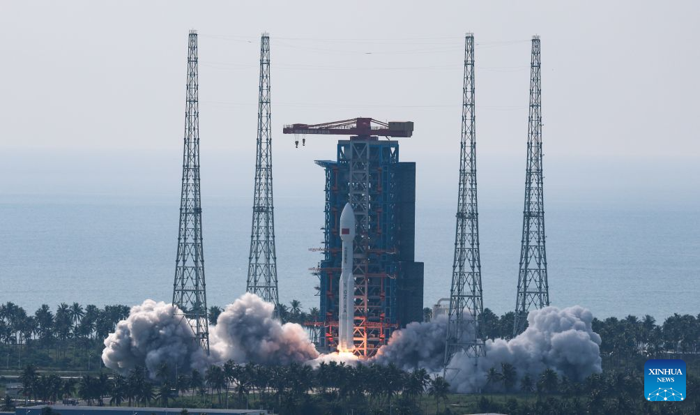 China lanza nuevo grupo de satélites de internet