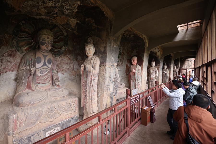 China reporta crecimiento estable de turismo nacional en primeros 9 meses de 2026