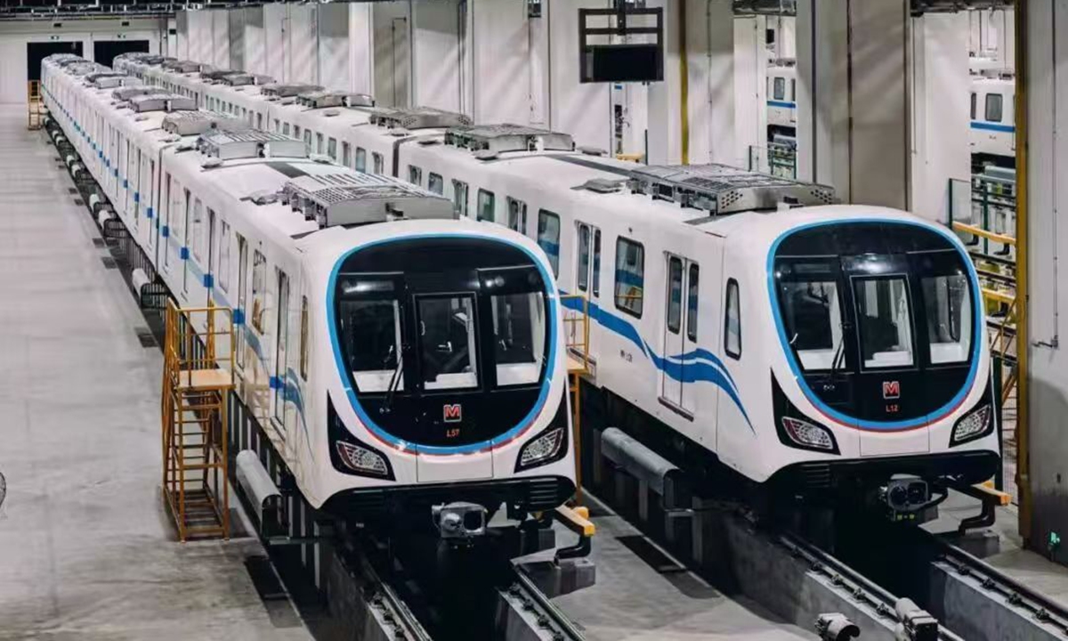 Se inaugura por completo la línea de metro circular más larga de China en Wuhan