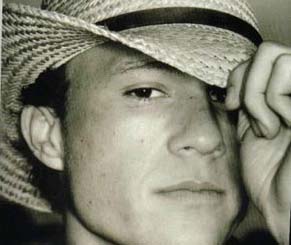Se sospecha que la muerte de Heath Ledger, protagonista de Brokeback Mountain, se debe a sobredosis de fármacos