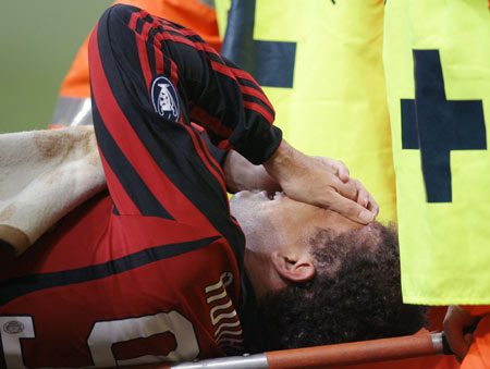 Terminó temporada de Ronaldo por herida de rodilla 