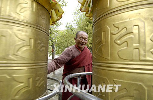 Momasterio Sera del Tibet se reabre al público