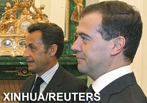 Medvedev y Sarkozy acuerdan 6 principios para terminar conflicto en Osetia del Sur