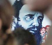 Recuerdan cumpleaños de Fidel Castro con “árbol de fuerza”