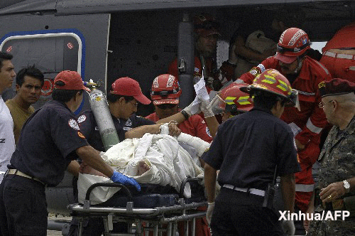 Mueren 10 personas por accidente aéreo en Guatemala