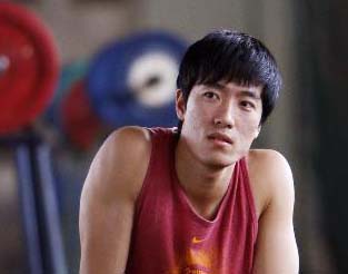 Vuelve al entrenamiento astro de atletismo chino Liu Xiang