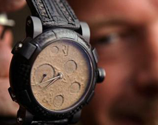 reloj de pulsera ADN de la Luna