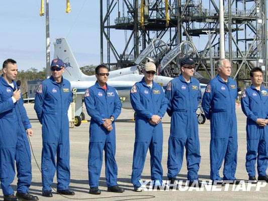 Están listos los astronautas del transbordador espacial “Discovery\