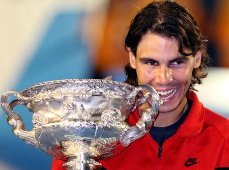 Gana Nadal primer título de Abierto de Australia de tenis
