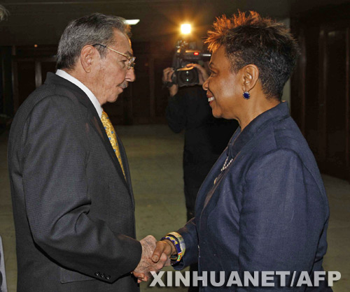 Recibe presidente de Cubano a legisladores de EEUU