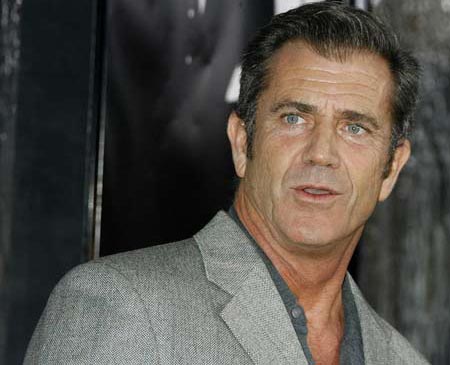 Tras los retozos de Mel Gibson con una morena, su esposa durante 28 años llama a los abogados